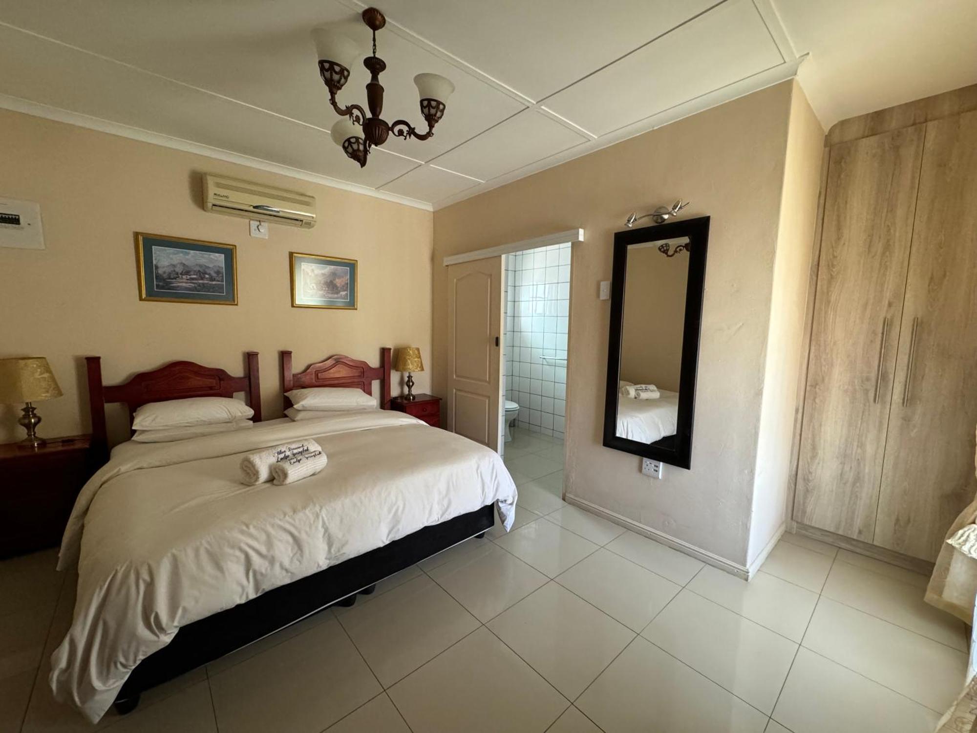 Blue Diamond Lodge & Spa Springbok Ngoại thất bức ảnh